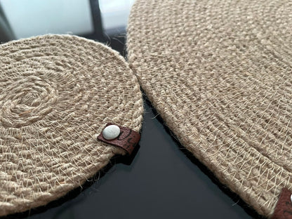 4 placemats size 30cm